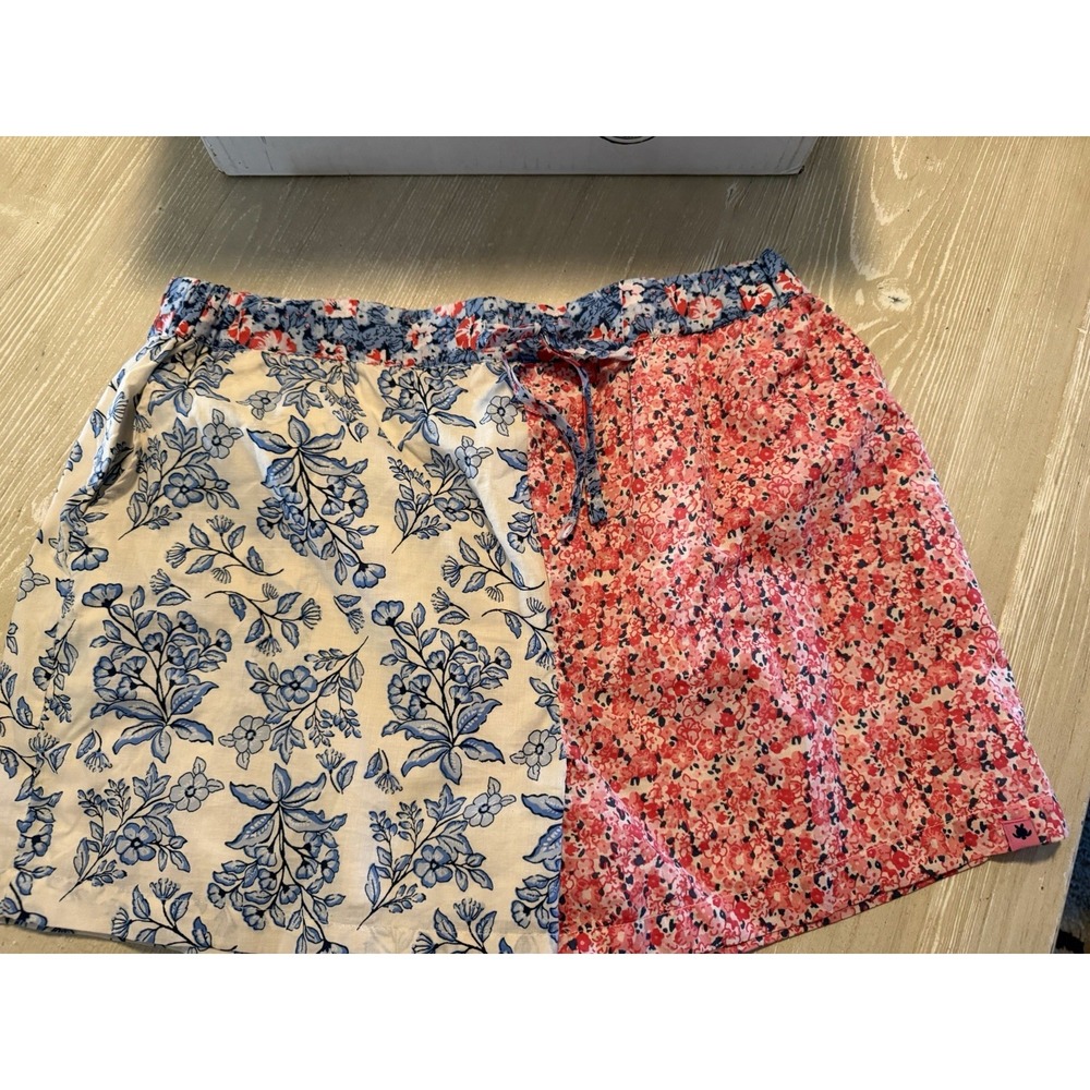 simple Southern Shorts Women's size Large